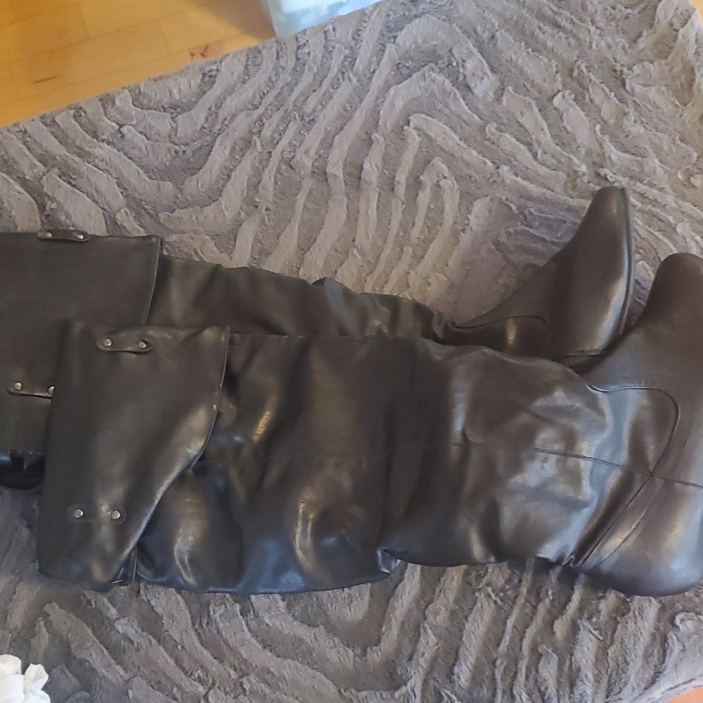 Calf - Picture 2 of 4